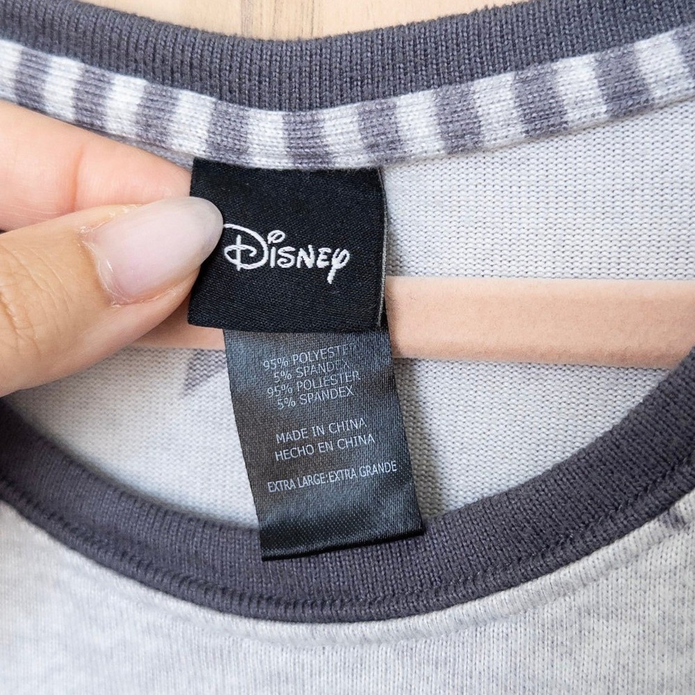 Disney Womens Pajama Set XL Gray Mickey Mouse Star Print Loungewear Comfy Soft - Picture 3 of 7